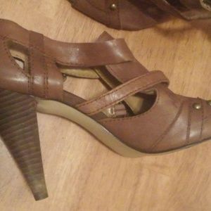Y2K Nine West Brown Strappy  Heels Size 8